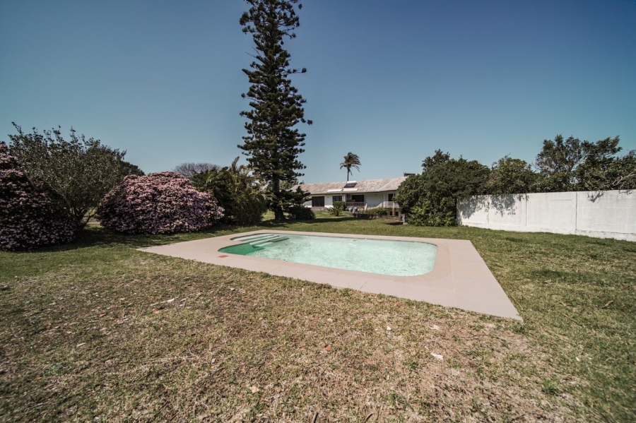 Commercial Property for Sale in Cove Ridge East Eastern Cape
